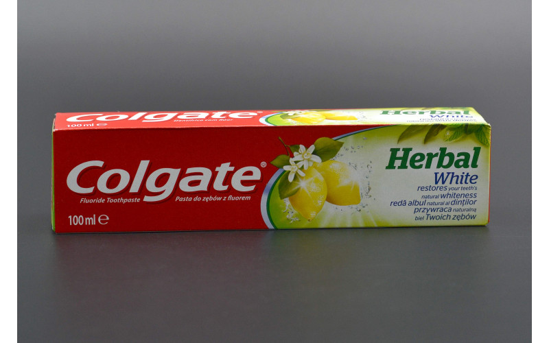 Зубна паста "Colgate" / Herbal white / 100мл