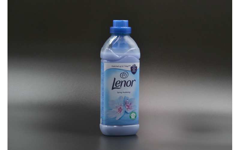 Кондиціонер для білизни "Lenor" / Пробудження весни / 850мл