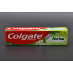 Зубна паста "Colgate" / Трави / 50мл