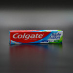 Зубна паста "Colgate" / Потрійна дія / 125мл